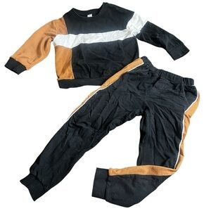 SHEIN Kids Black and Tan Colorblock Jogger Set